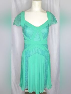 BCBGMAXAZRIA Aris Seafoam Green Lace Pleated Dress Wedding Guest 10 NWT